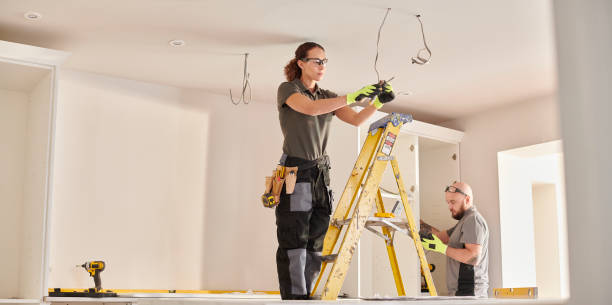 Best Licensed Electrician  in Naples Park, FL